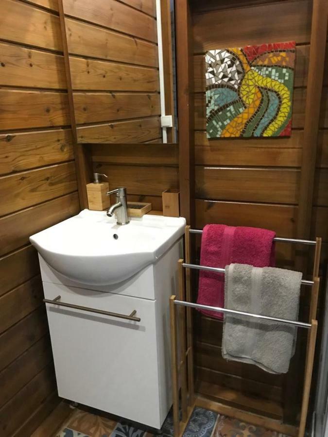 Charmant Bungalow Au Coeur De L'Ile Baie-Mahault Dış mekan fotoğraf