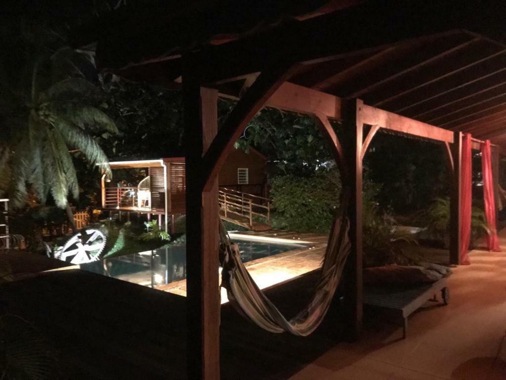 Charmant Bungalow Au Coeur De L'Ile Baie-Mahault Dış mekan fotoğraf
